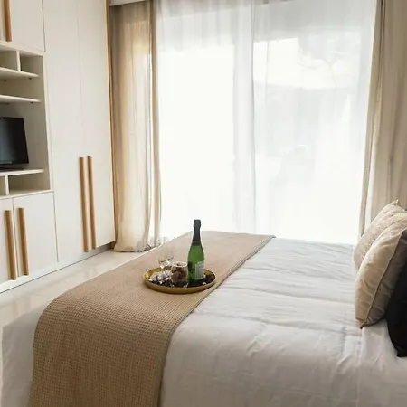 G&m Luxury With Pool