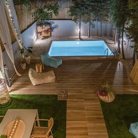 Apartamento G&m Luxury With Pool La Canea