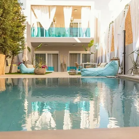 G&m Luxury With Pool Hriszí Aktí Haniá