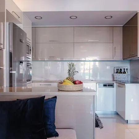 G&m Luxury With Pool خانيا