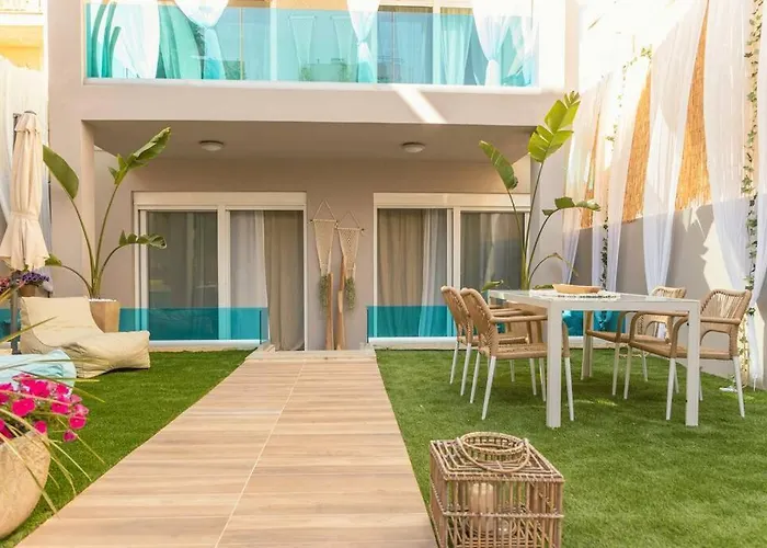 G&m Luxury With Pool