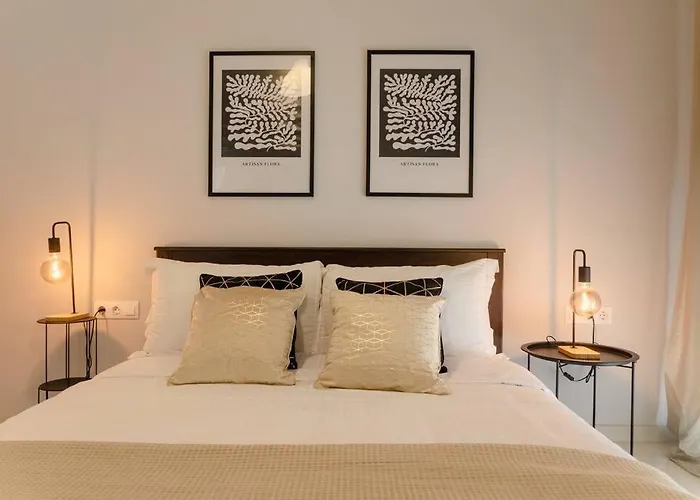 Apartment G&m Luxury With Pool