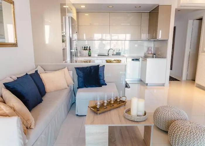 G&m Luxury With Pool *